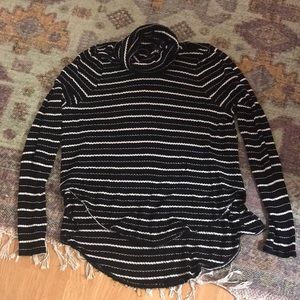 *B2G1FREE* Free People 🖤🤍 Striped Thermal